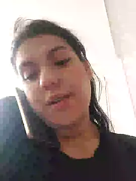 Snapshot of Sophie-hatter chatting on 02-02-25, 05:26 Sophie-hatter online show from 02-02-25, 05:26