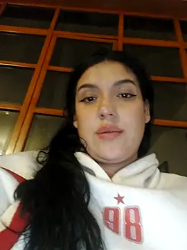 Snapshot of Sophie-hatter chatting on 02-20-25, 01:57 Sophie-hatter online show from 02-20-25, 01:57