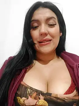 Snapshot of Sophie-hatter chatting on 02-23-25, 01:24 Sophie-hatter online show from 02-23-25, 01:24