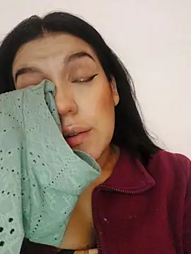 Snapshot of Sophie-hatter chatting on 02-23-25, 04:35 Sophie-hatter online show from 02-23-25, 04:35