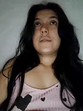 Snapshot of Sophie-hatter chatting on 03-10-25, 04:17 Sophie-hatter online show from 03-10-25, 04:17