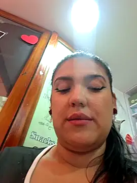 Snapshot of Sophie-hatter chatting on 10-03-25, 03:53 Sophie-hatter online show from 10-03-25, 03:53