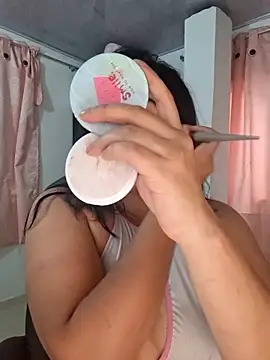 Sophie-hatter online show from 04-02-26, 08:06