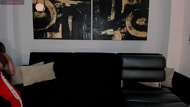 Snapshot of MollySundersX chatting on 10-04-25, 03:15 MollySundersX online show from 10-04-25, 03:15