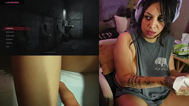 Snapshot of IndiaBlaze chatting on 10-08-25, 02:31 IndiaBlaze online show from 10-08-25, 02:31