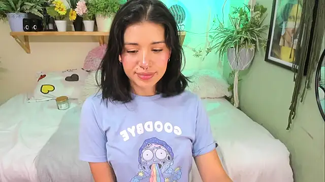 Snapshot of MiaaRose chatting on 09-18-25, 04:42 MiaaRose online show from 09-18-25, 04:42