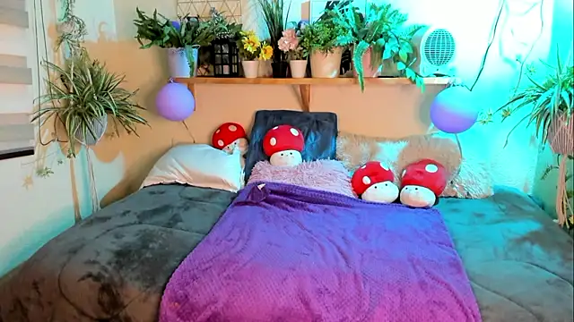 MiaaRose online show from 03-10-26, 08:14