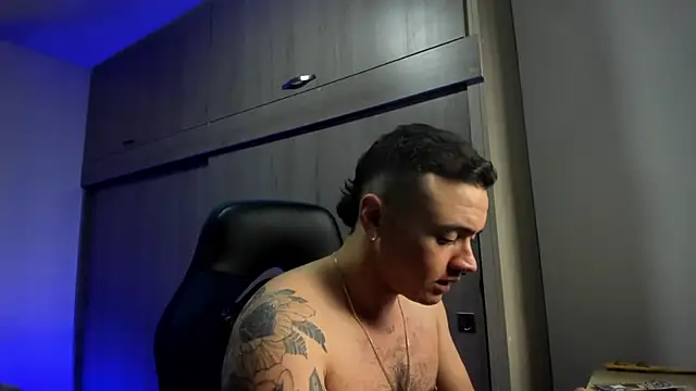 male pussy online show from 12-04-25, 09:23