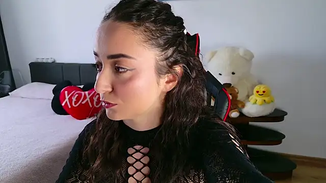 Snapshot of KatherineRyder chatting on 03-13-25, 11:30 KatherineRyder online show from 03-13-25, 11:30