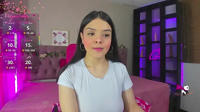 Snapshot of shelby_carson chatting on 10-20-25, 01:00 shelby carson online show from 10-20-25, 01:00