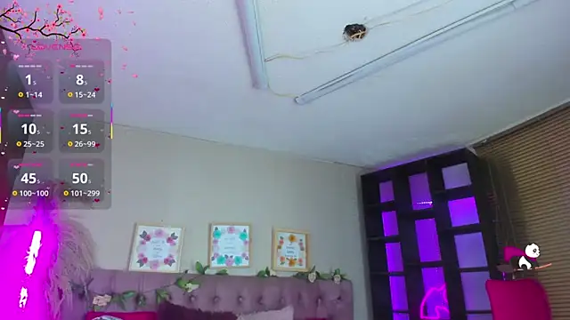 Snapshot of shelby_carson chatting on 10-29-25, 01:30 shelby carson online show from 10-29-25, 01:30