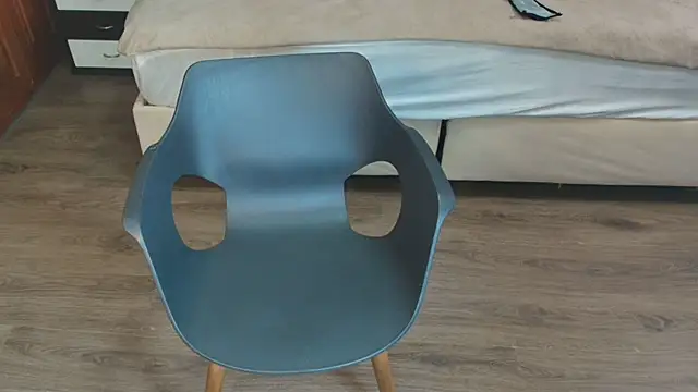 Snapshot of Raquel_jones chatting on 02-09-25, 05:33 Raquel jones online show from 02-09-25, 05:33