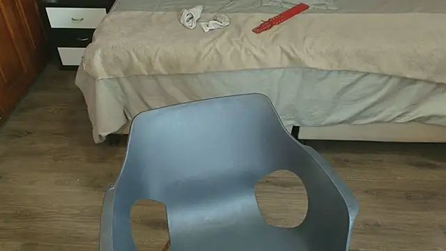 Snapshot of Raquel_jones chatting on 02-16-25, 02:32 Raquel jones online show from 02-16-25, 02:32