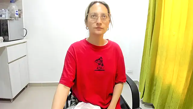 Adele johnsonn1 online show from 12-31-24, 01:52