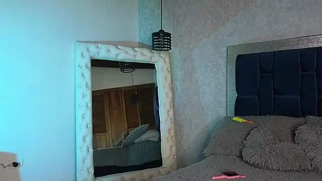 SaraWilliamss  online show from 12-05-24, 01:06