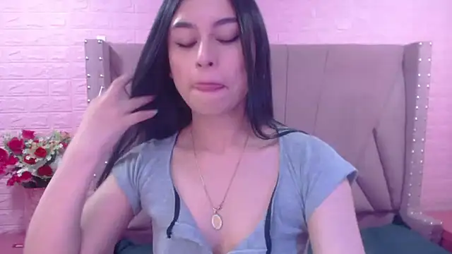 MelodySweett online show from 12-19-24, 03:07