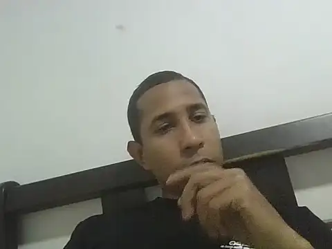 Snapshot of hot_mechanic chatting on 04-27-26, 05:16 hot mechanic online show from 04-27-26, 05:16