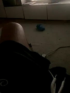 Gigolo profissional online show from 10-20-25, 02:56