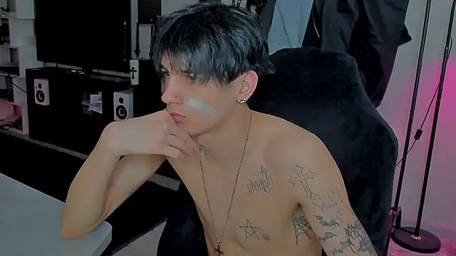 MarkBrowniii online show from 04-04-26, 04:48