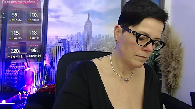 Snapshot of ninarandmann chatting on 02-14-25, 06:19 ninarandmann online show from 02-14-25, 06:19