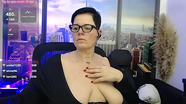 Snapshot of ninarandmann chatting on 02-14-25, 09:21 ninarandmann online show from 02-14-25, 09:21