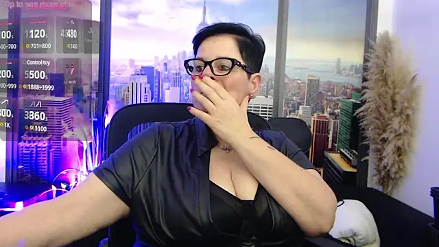 Snapshot of ninarandmann chatting on 02-15-25, 04:56 ninarandmann online show from 02-15-25, 04:56