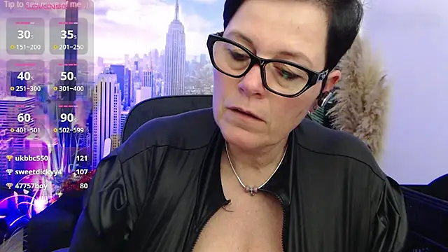 Snapshot of ninarandmann chatting on 03-13-25, 09:48 ninarandmann online show from 03-13-25, 09:48