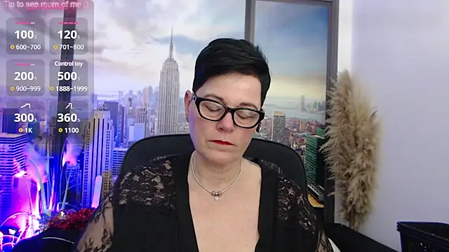 Snapshot of ninarandmann chatting on 03-18-25, 04:48 ninarandmann online show from 03-18-25, 04:48