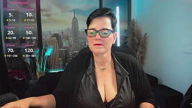 Snapshot of ninarandmann chatting on 10-07-25, 04:59 ninarandmann online show from 10-07-25, 04:59