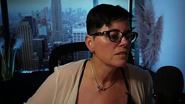 Snapshot of ninarandmann chatting on 11-11-25, 06:41 ninarandmann online show from 11-11-25, 06:41