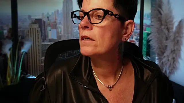 Snapshot of ninarandmann chatting on 11-20-25, 06:29 ninarandmann online show from 11-20-25, 06:29