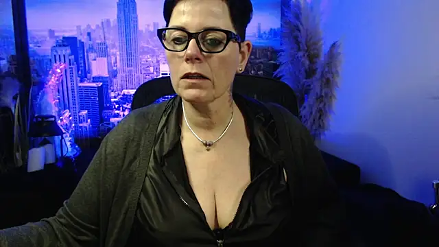 Snapshot of ninarandmann chatting on 01-07-26, 03:58 ninarandmann online show from 01-07-26, 03:58