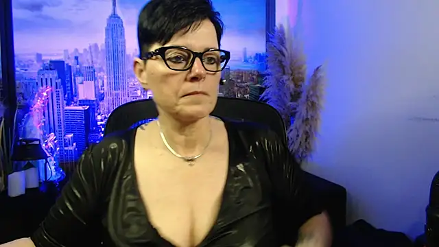 Snapshot of ninarandmann chatting on 01-13-26, 05:29 ninarandmann online show from 01-13-26, 05:29