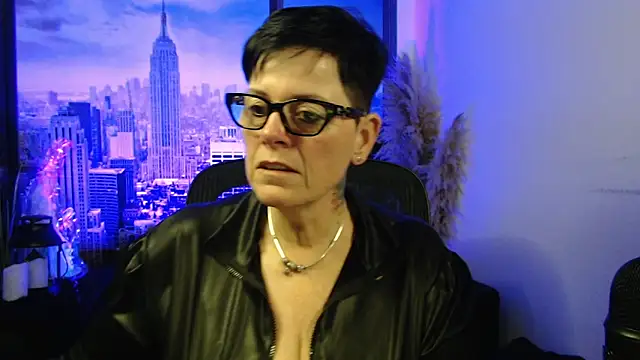 Snapshot of ninarandmann chatting on 01-15-26, 05:16 ninarandmann online show from 01-15-26, 05:16