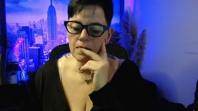 Snapshot of ninarandmann chatting on 01-17-26, 06:11 ninarandmann online show from 01-17-26, 06:11