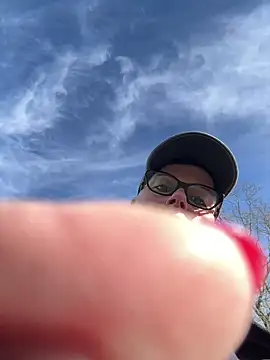 Snapshot of ninarandmann chatting on 03-02-26, 12:34 ninarandmann online show from 03-02-26, 12:34