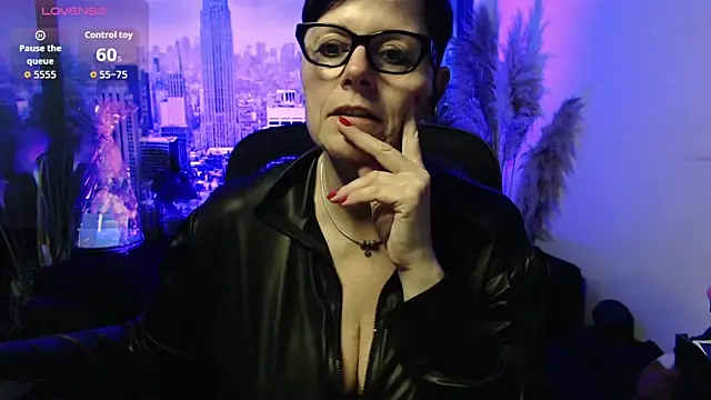 Snapshot of ninarandmann chatting on 05-04-26, 05:31 ninarandmann online show from 05-04-26, 05:31