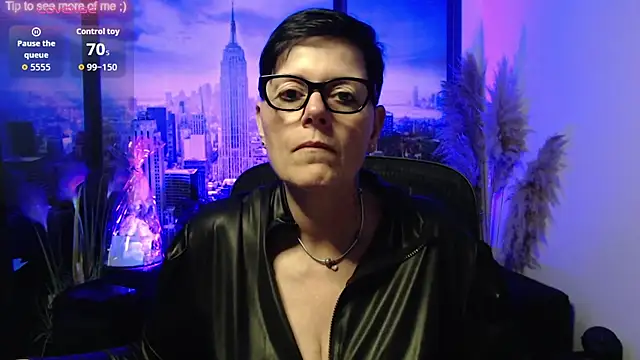 Snapshot of ninarandmann chatting on 06-05-26, 02:56 ninarandmann online show from 06-05-26, 02:56