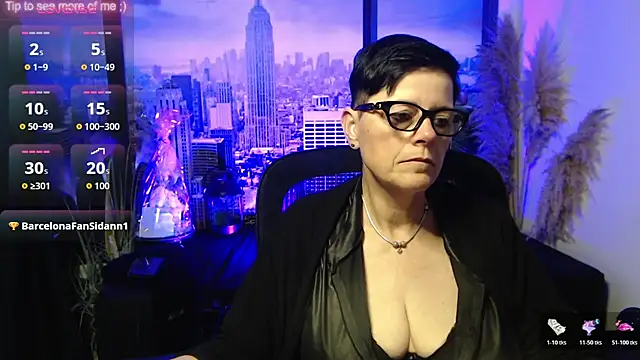 Snapshot of ninarandmann chatting on 06-13-26, 05:00 ninarandmann online show from 06-13-26, 05:00