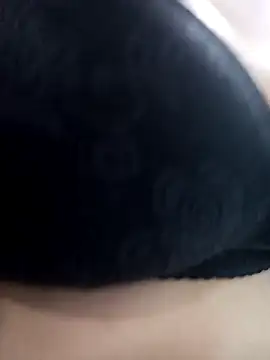 Natasha milf   online show from 02-22-25, 06:41