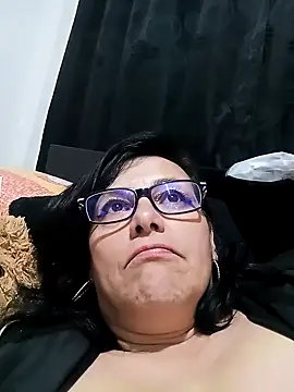 Natasha milf   online show from 03-11-25, 09:04