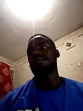 Snapshot of MaskedGQ chatting on 02-04-25, 02:43 MaskedGQ online show from 02-04-25, 02:43