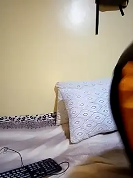 Snapshot of MaskedGQ chatting on 02-07-25, 03:23 MaskedGQ online show from 02-07-25, 03:23