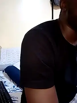 Snapshot of MaskedGQ chatting on 02-20-25, 05:23 MaskedGQ online show from 02-20-25, 05:23