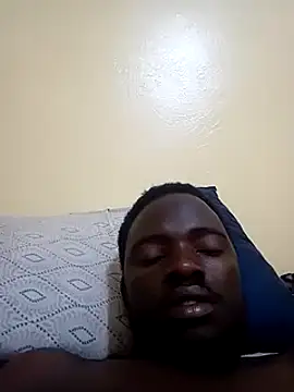 Snapshot of MaskedGQ chatting on 03-04-25, 10:13 MaskedGQ online show from 03-04-25, 10:13