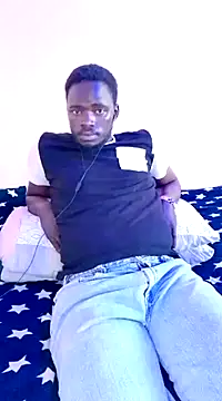 Snapshot of MaskedGQ chatting on 03-06-25, 11:03 MaskedGQ online show from 03-06-25, 11:03