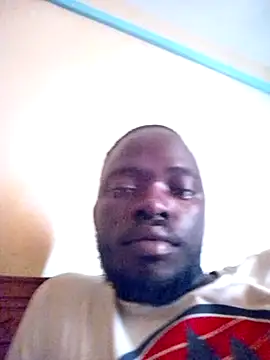 Snapshot of MaskedGQ chatting on 09-28-25, 10:20 MaskedGQ online show from 09-28-25, 10:20