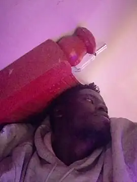 Snapshot of MaskedGQ chatting on 10-15-25, 07:19 MaskedGQ online show from 10-15-25, 07:19