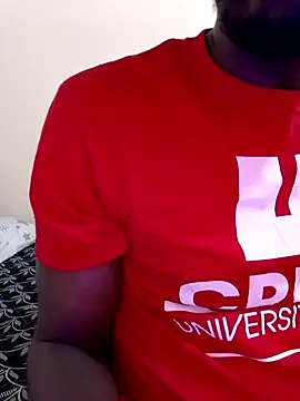 Snapshot of MaskedGQ chatting on 10-19-25, 10:27 MaskedGQ online show from 10-19-25, 10:27