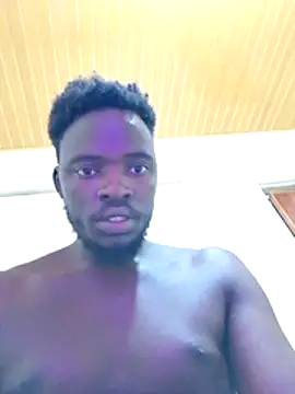 Snapshot of MaskedGQ chatting on 10-27-25, 02:54 MaskedGQ online show from 10-27-25, 02:54